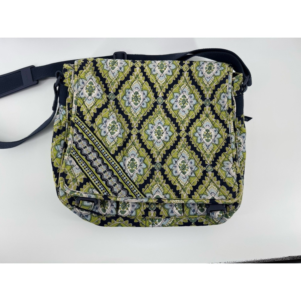 Vera Bradley messenger laptop bag in‎ Cambridge Pattern